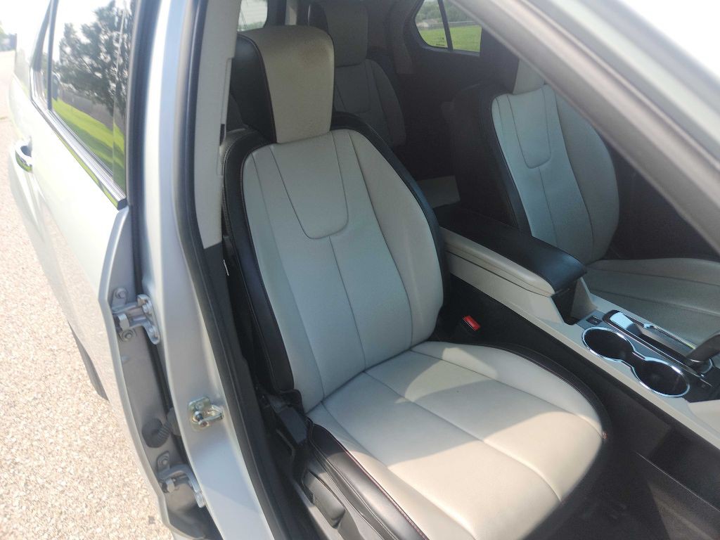 2011 Chevrolet Equinox Image 20