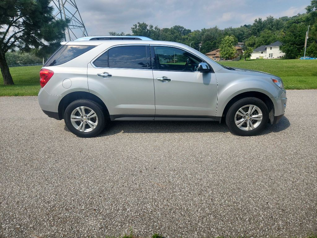 2011 Chevrolet Equinox Image 4