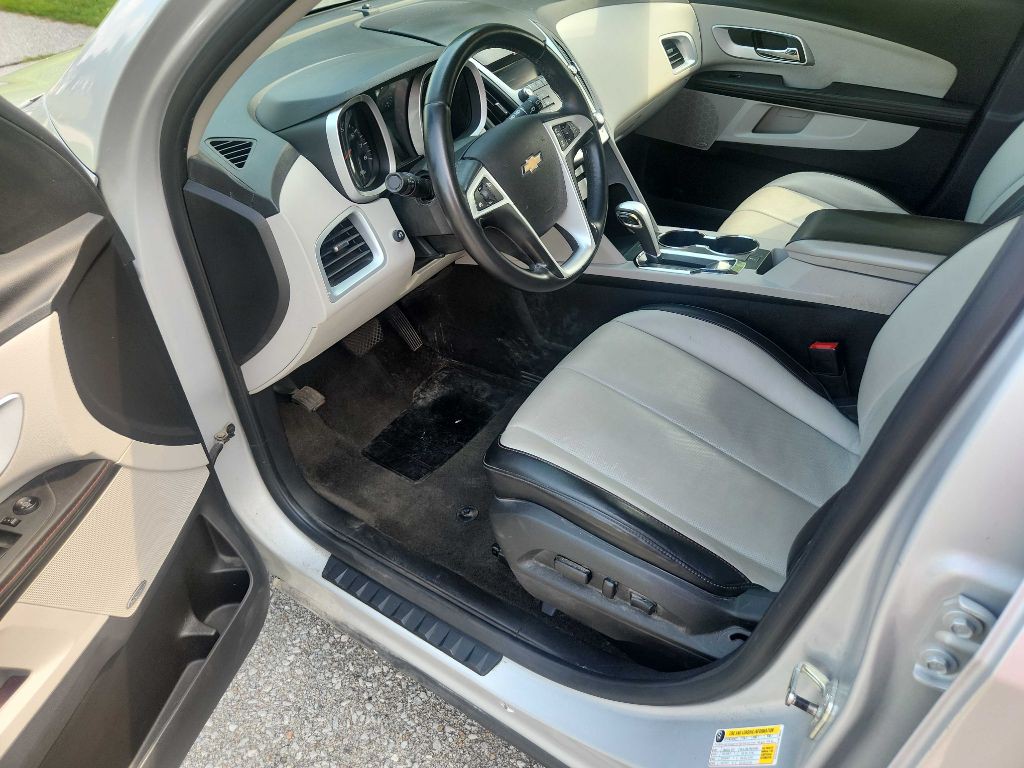 2011 Chevrolet Equinox Image 13