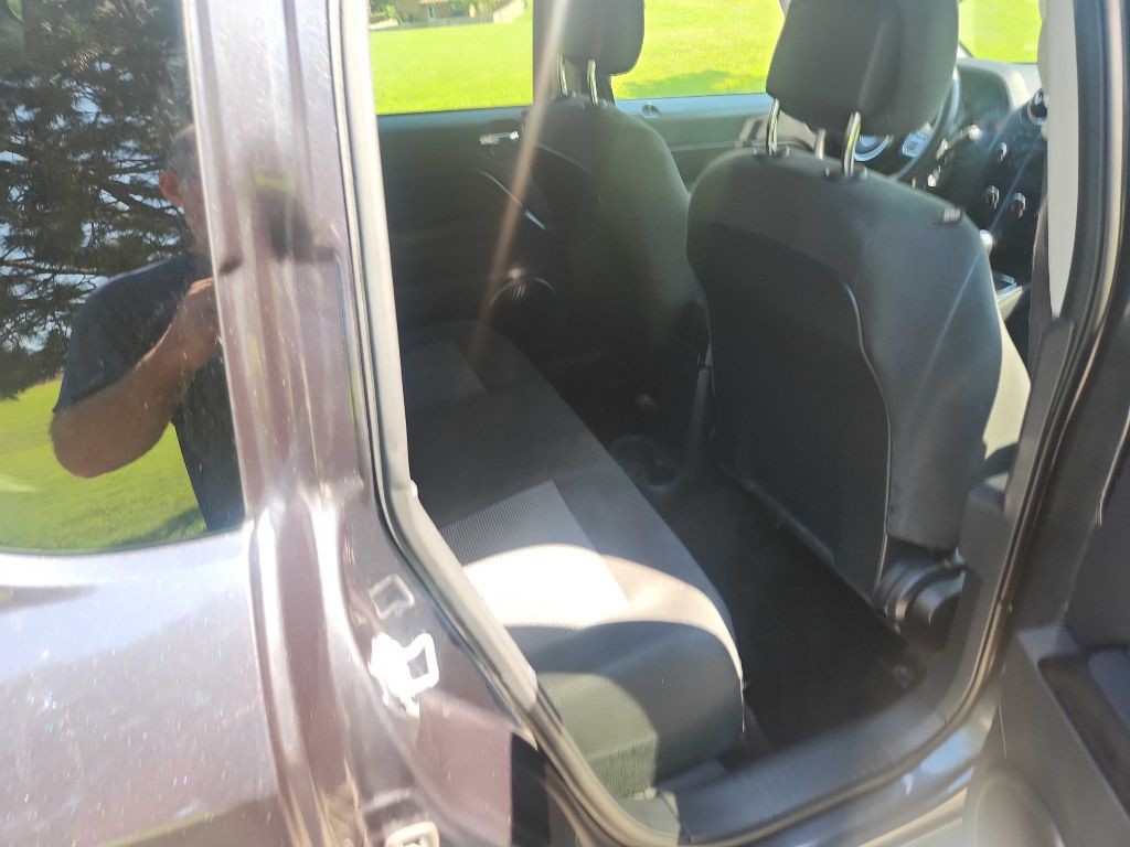 2016 Jeep Compass Image 17