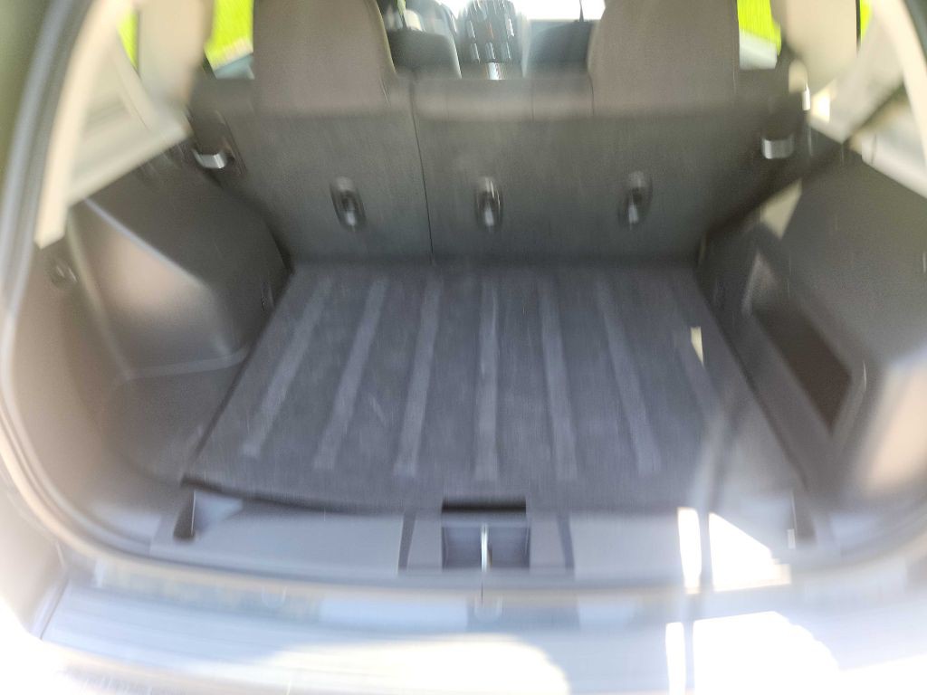 2016 Jeep Compass Image 22
