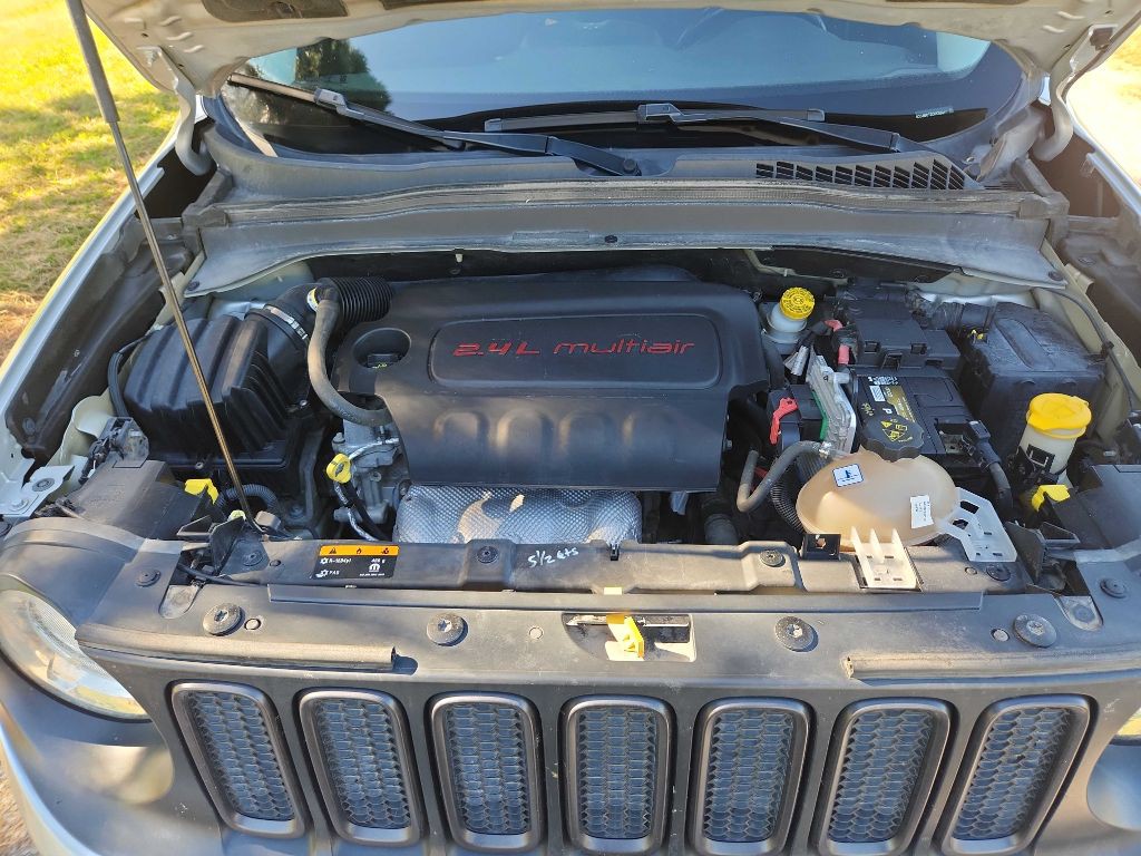 2016 Jeep Renegade Image 8