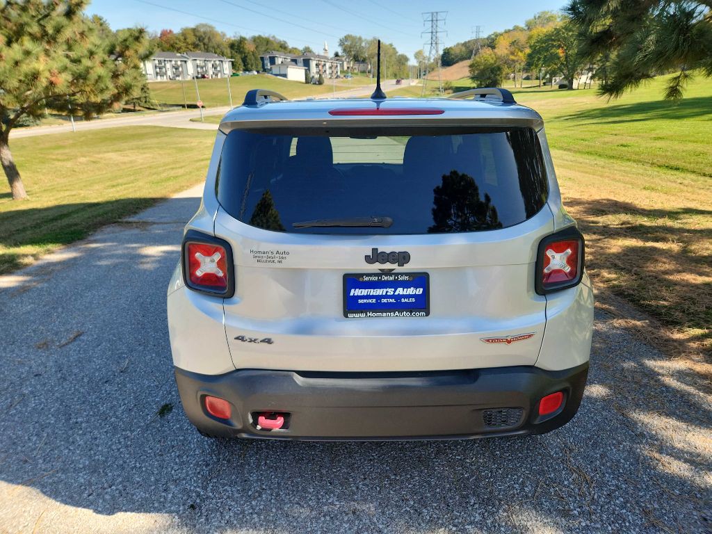 2016 Jeep Renegade Image 21