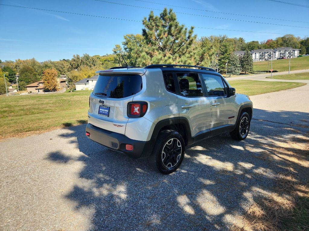 2016 Jeep Renegade Image 5