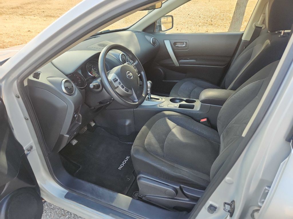 2012 Nissan Rogue Image 13