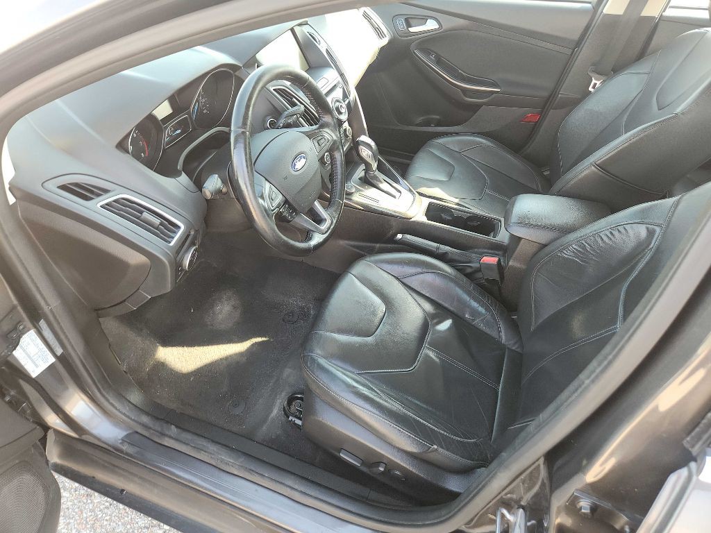 2015 Ford Focus Image 14