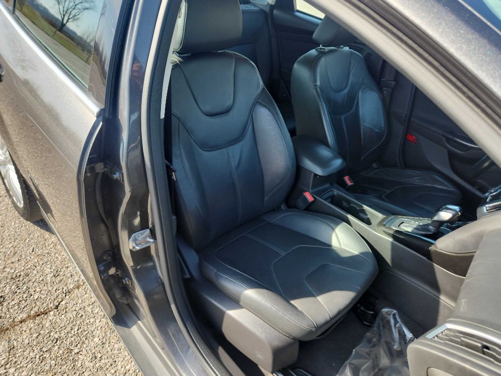 2015 Ford Focus Image 20