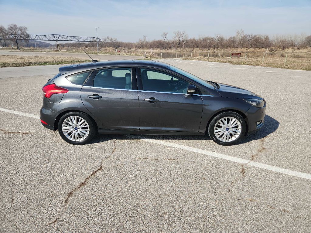 2015 Ford Focus Image 4