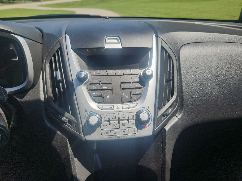 2011 Chevrolet Equinox Image 11