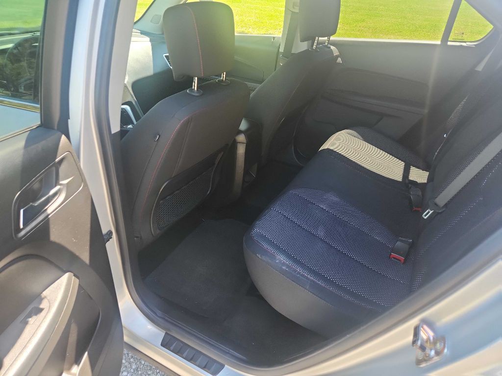2011 Chevrolet Equinox Image 15