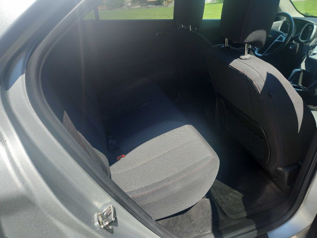 2011 Chevrolet Equinox Image 17