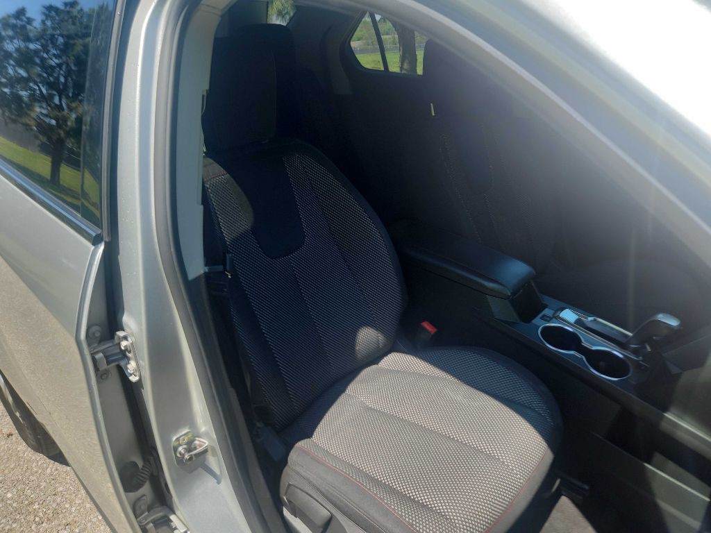 2011 Chevrolet Equinox Image 20