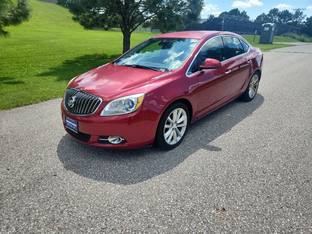 2012 Buick Verano Image 2