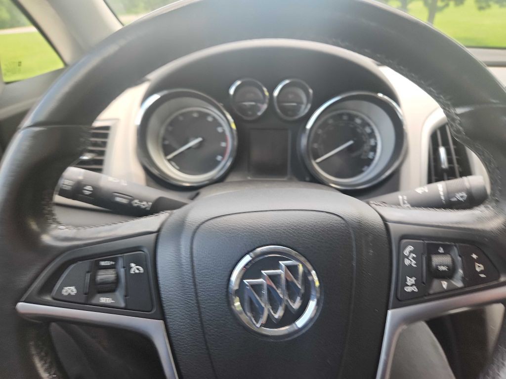 2012 Buick Verano Image 10