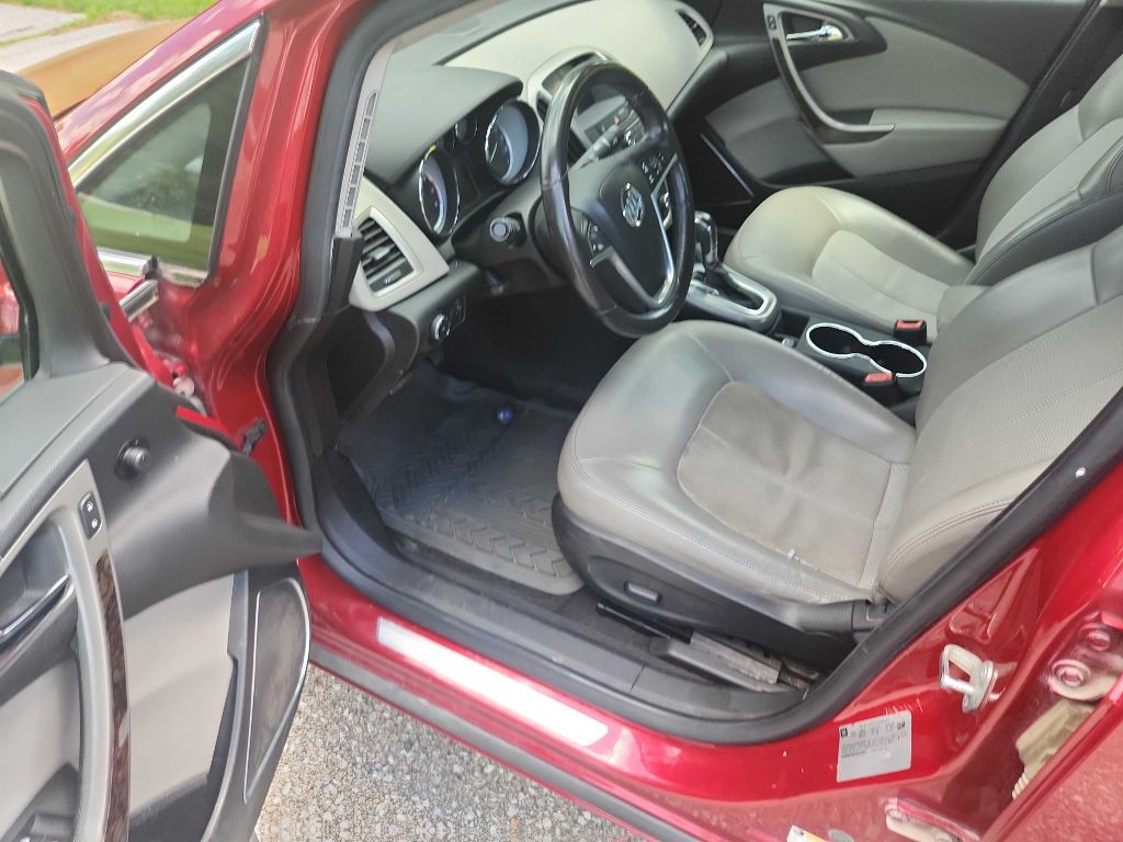 2012 Buick Verano Image 12