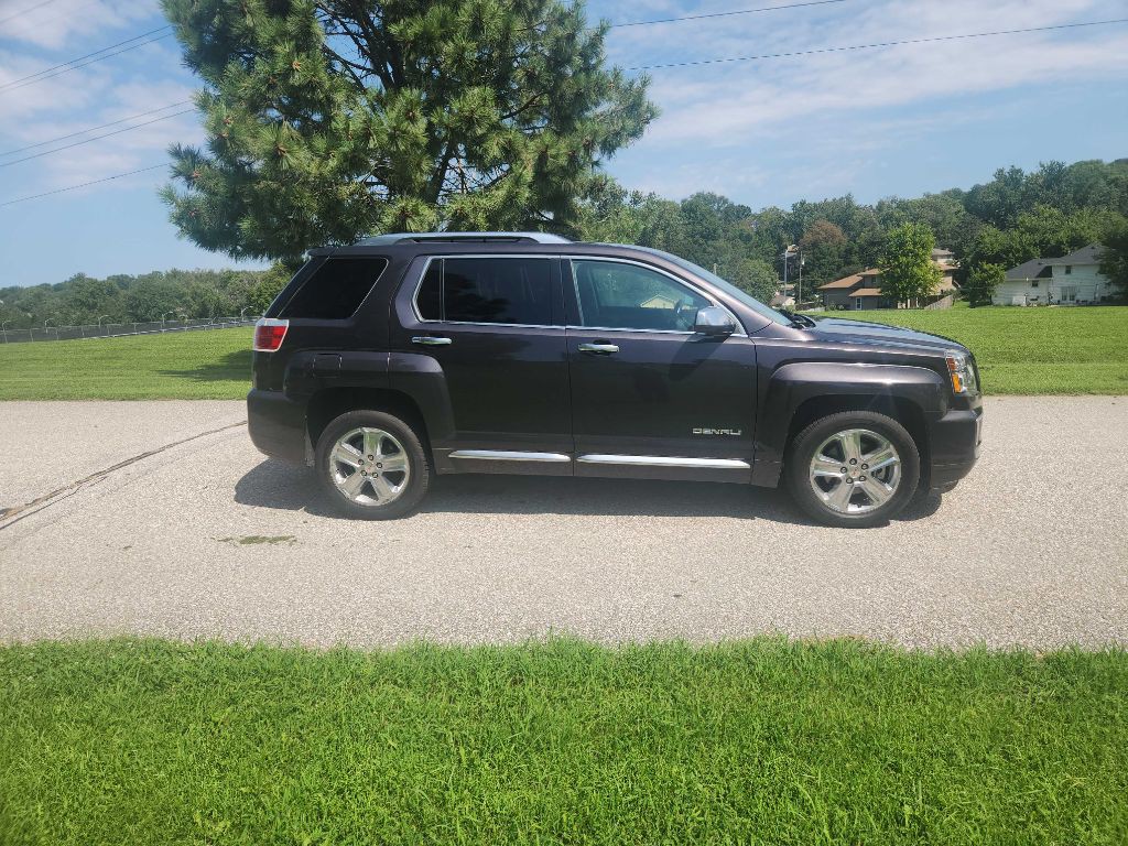2016 GMC Terrain Image 4