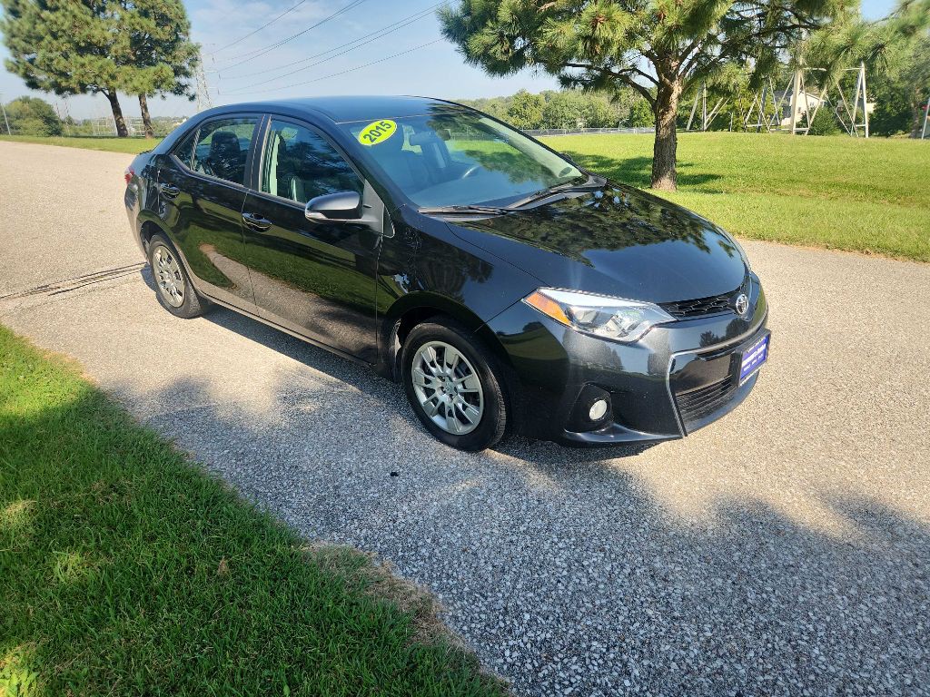2015 Toyota Corolla Image 3