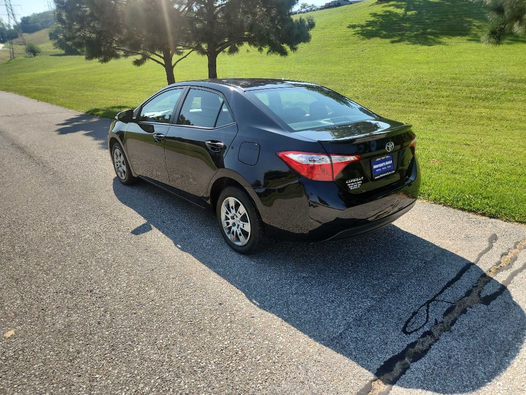 2015 Toyota Corolla Image 6