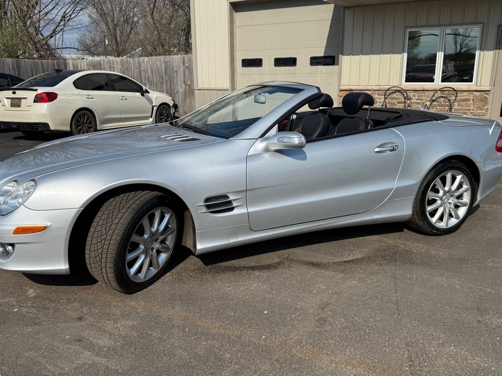 2007 Mercedes-Benz SL-Class Image 1