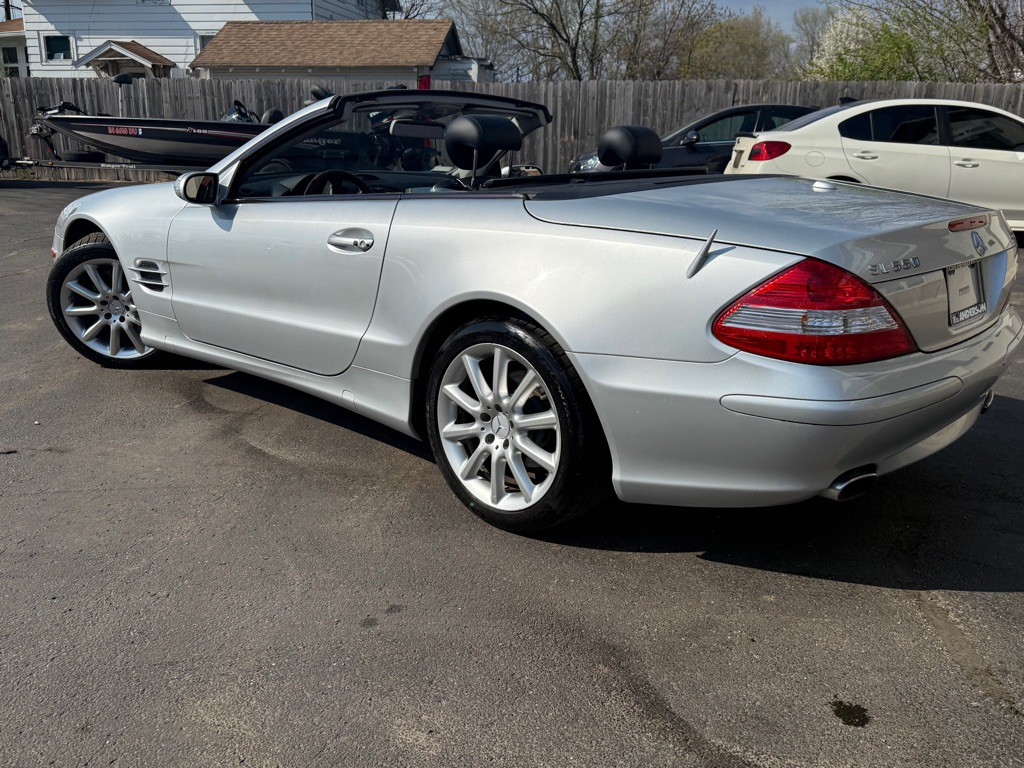 2007 Mercedes-Benz SL-Class Image 7