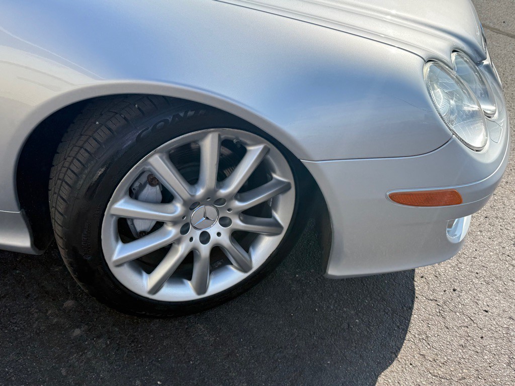 2007 Mercedes-Benz SL-Class Image 13