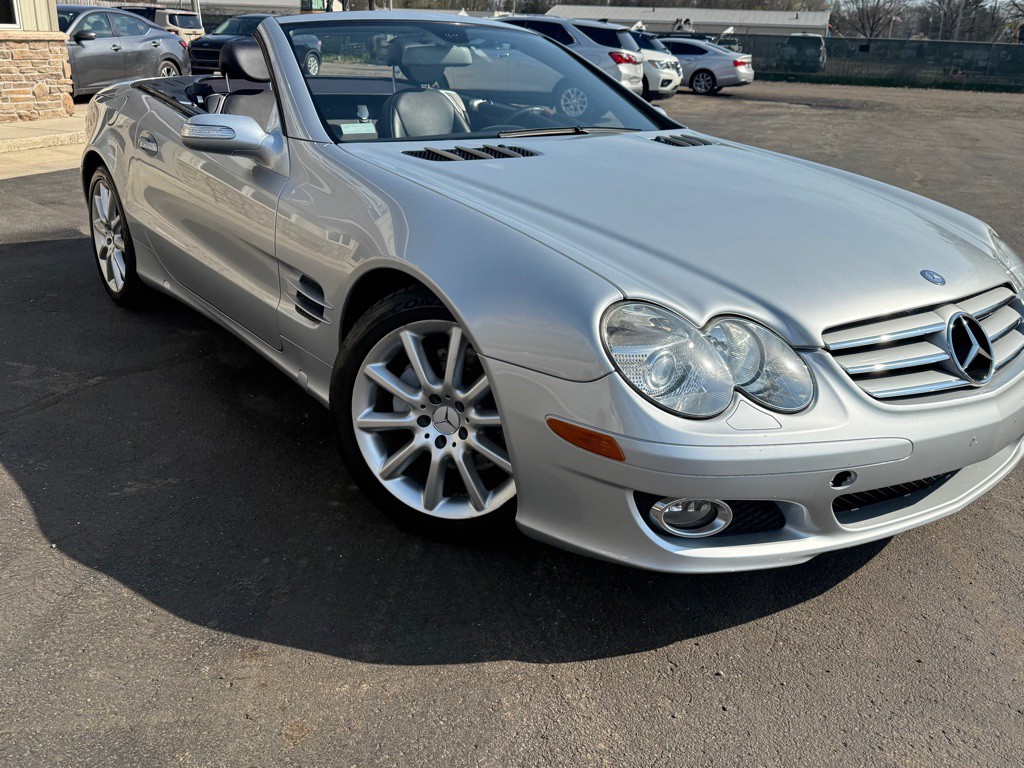 2007 Mercedes-Benz SL-Class Image 15