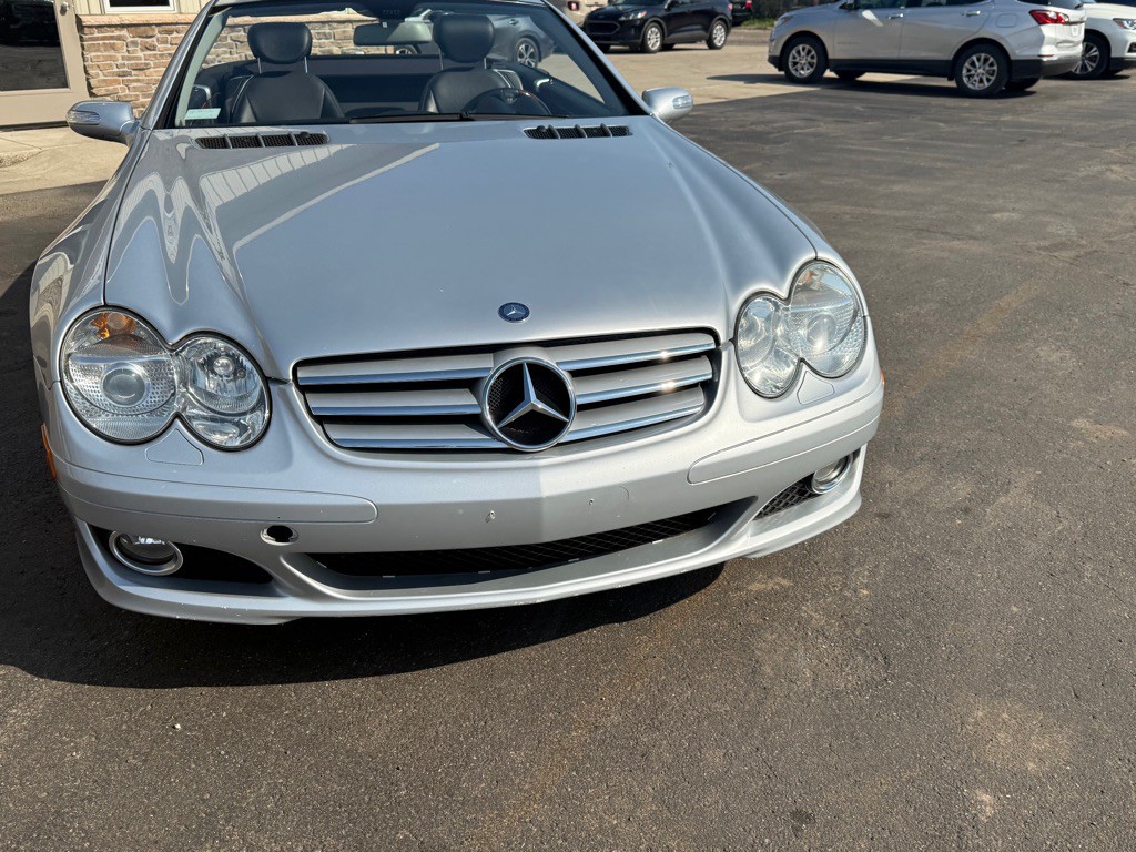 2007 Mercedes-Benz SL-Class Image 16