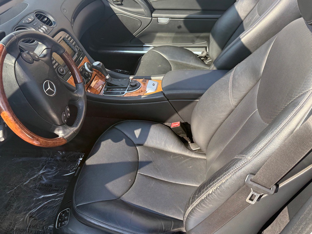 2007 Mercedes-Benz SL-Class Image 19