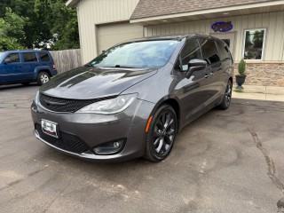 Image for 2018 Chrysler Pacifica Touring Plus ID: 6580286