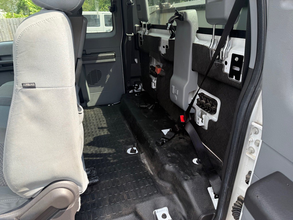 2015 Ford F-350 Image 11