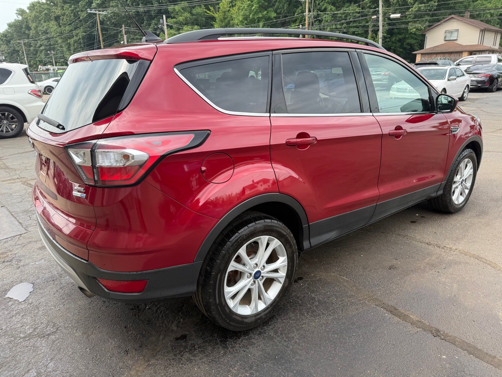 2018 Ford Escape Image 3