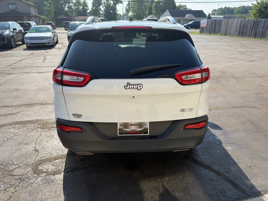 2016 Jeep Cherokee Image 6