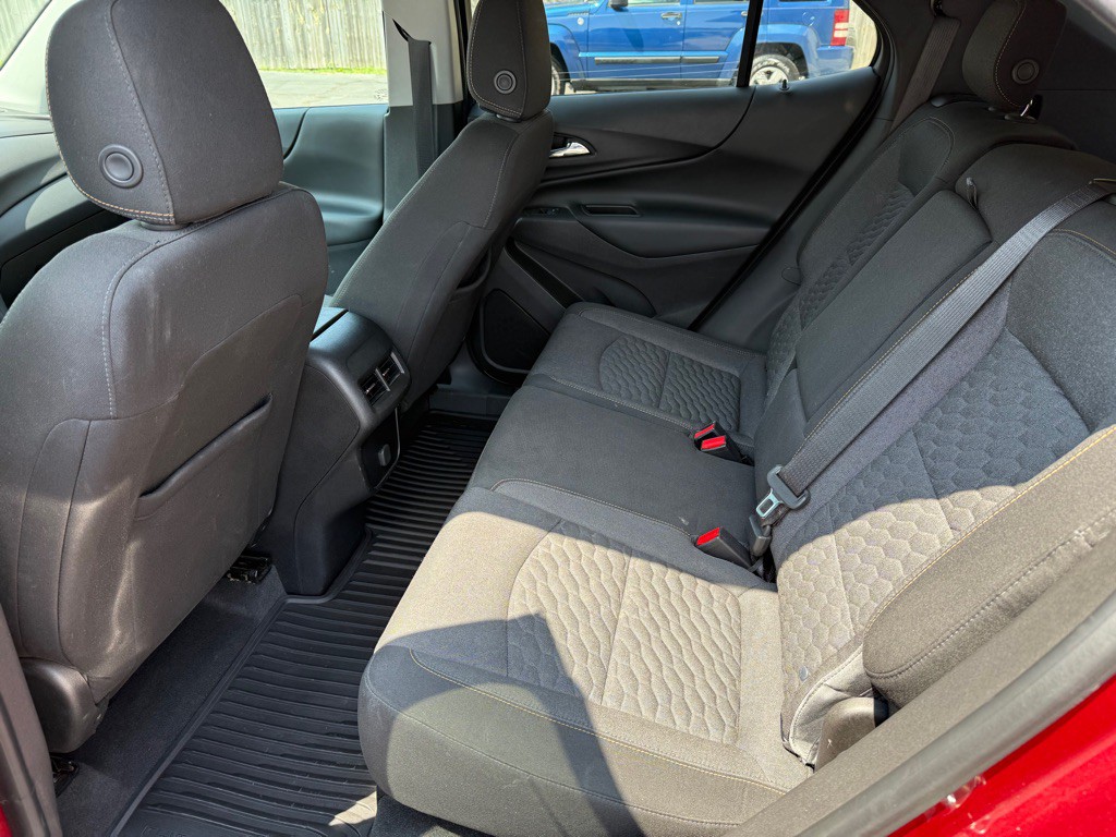 2018 Chevrolet Equinox Image 11