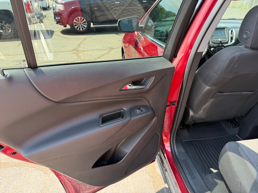 2018 Chevrolet Equinox Image 12