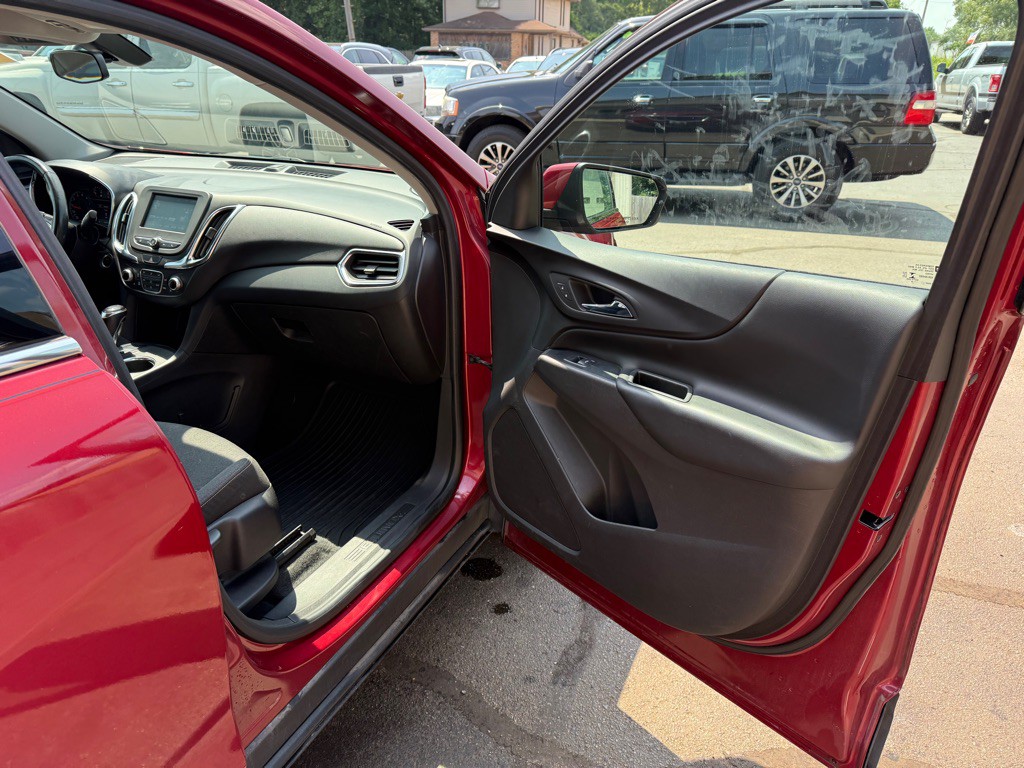 2018 Chevrolet Equinox Image 14