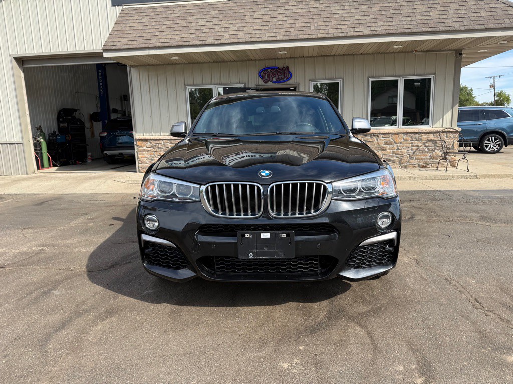 2017 BMW X4 Image 8