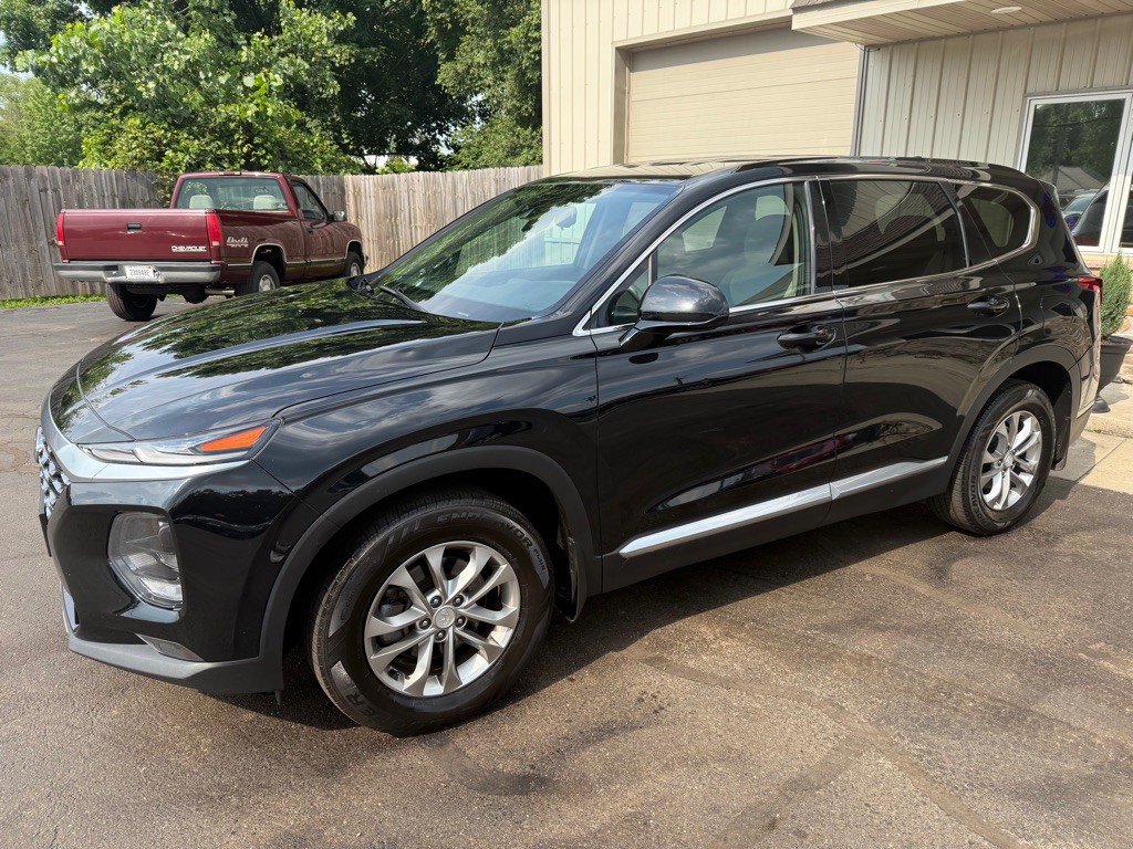 2020 Hyundai Santa Fe Image 2