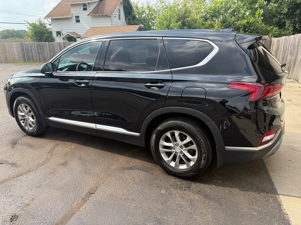 2020 Hyundai Santa Fe Image 3