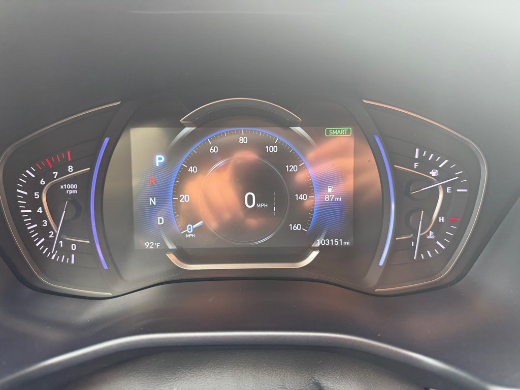 2020 Hyundai Santa Fe Image 17