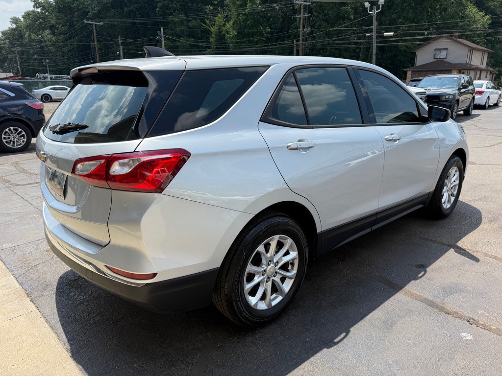 2018 Chevrolet Equinox Image 5