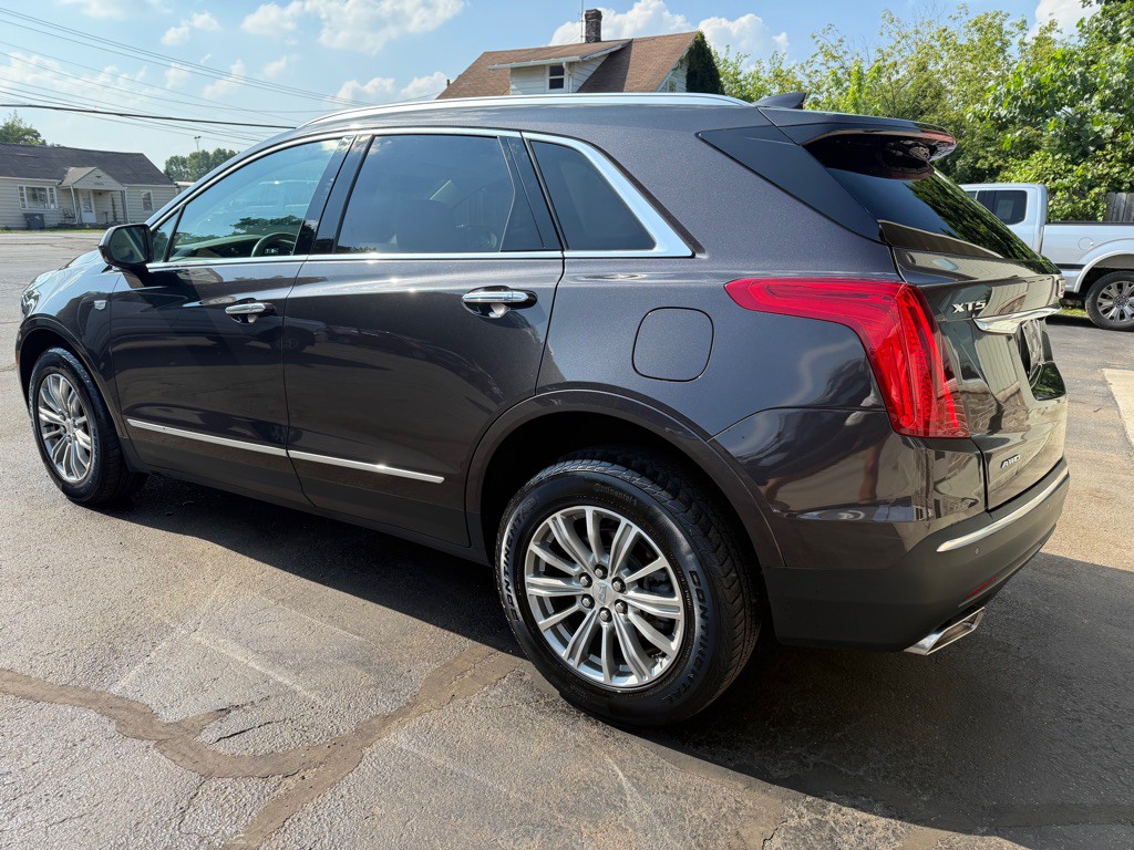 2018 Cadillac XT5 Image 2