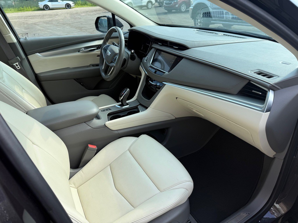 2018 Cadillac XT5 Image 15