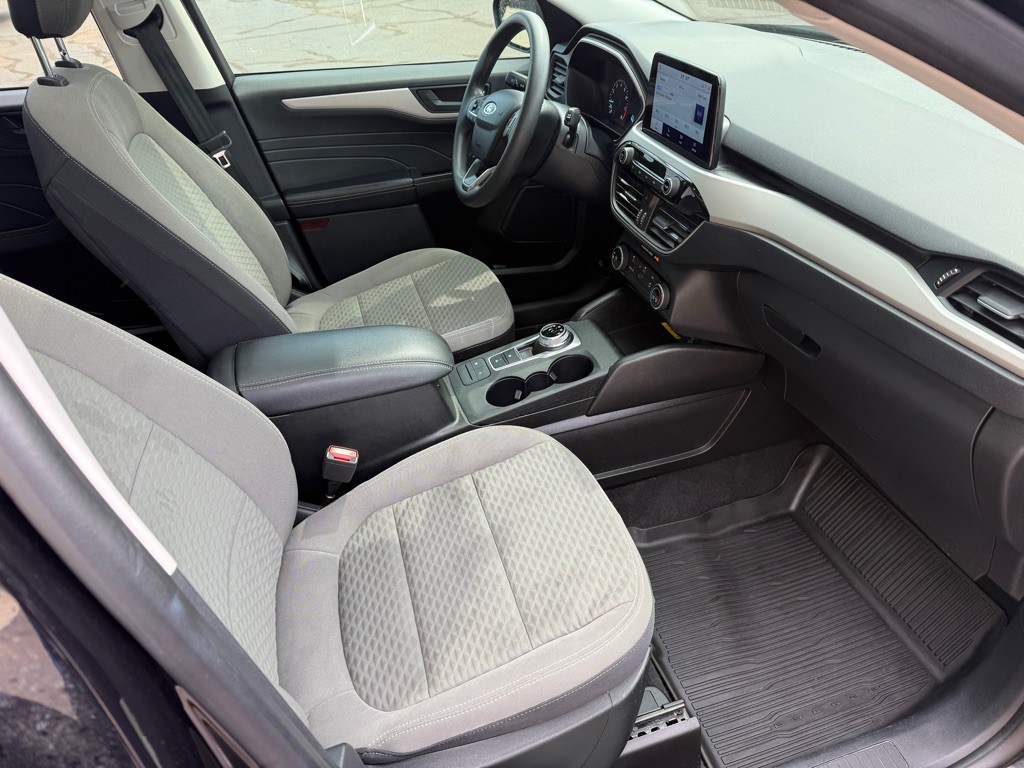 2022 Ford Escape Image 14