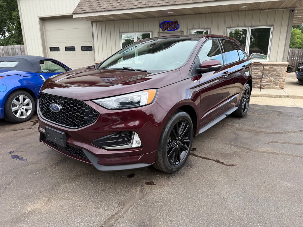 2020 Ford Edge Image 1