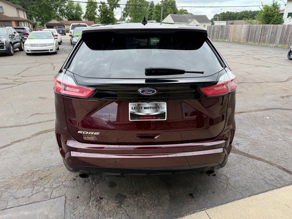 2020 Ford Edge Image 4