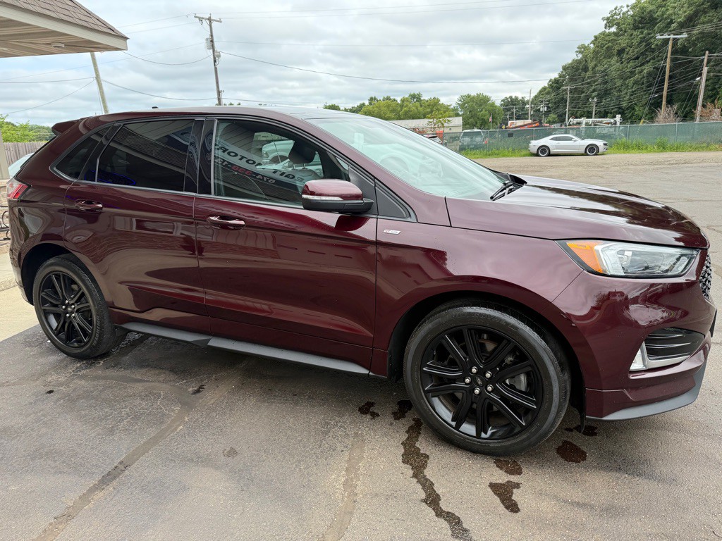 2020 Ford Edge Image 6