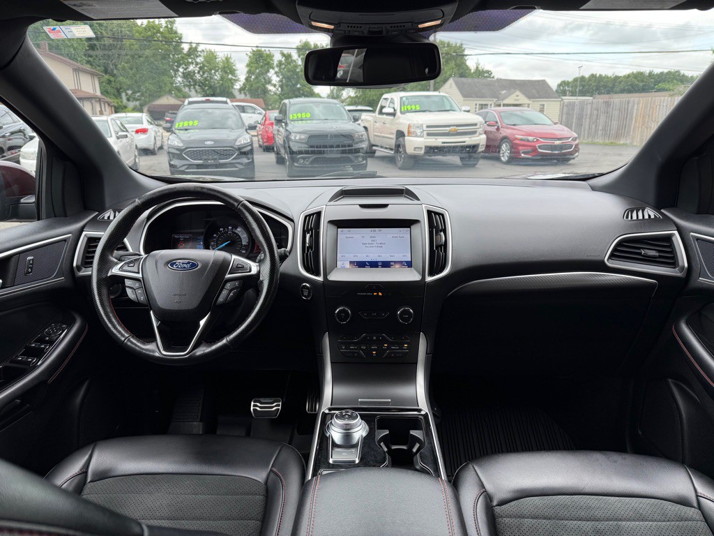 2020 Ford Edge Image 14