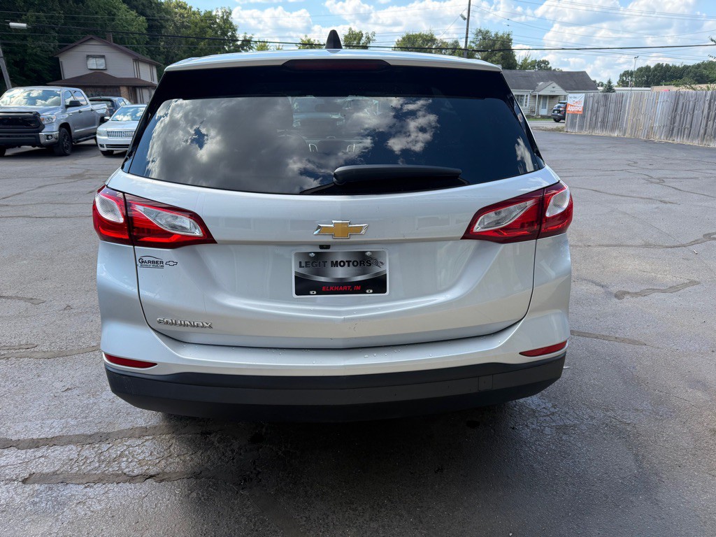 2021 Chevrolet Equinox Image 2