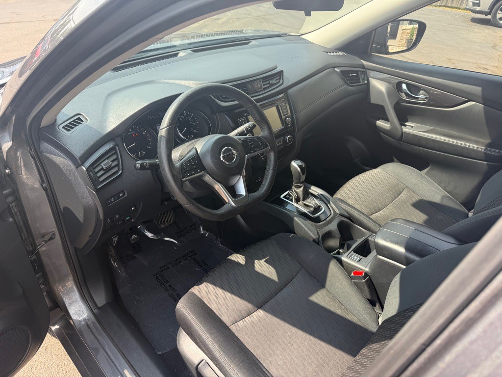 2019 Nissan Rogue Image 9