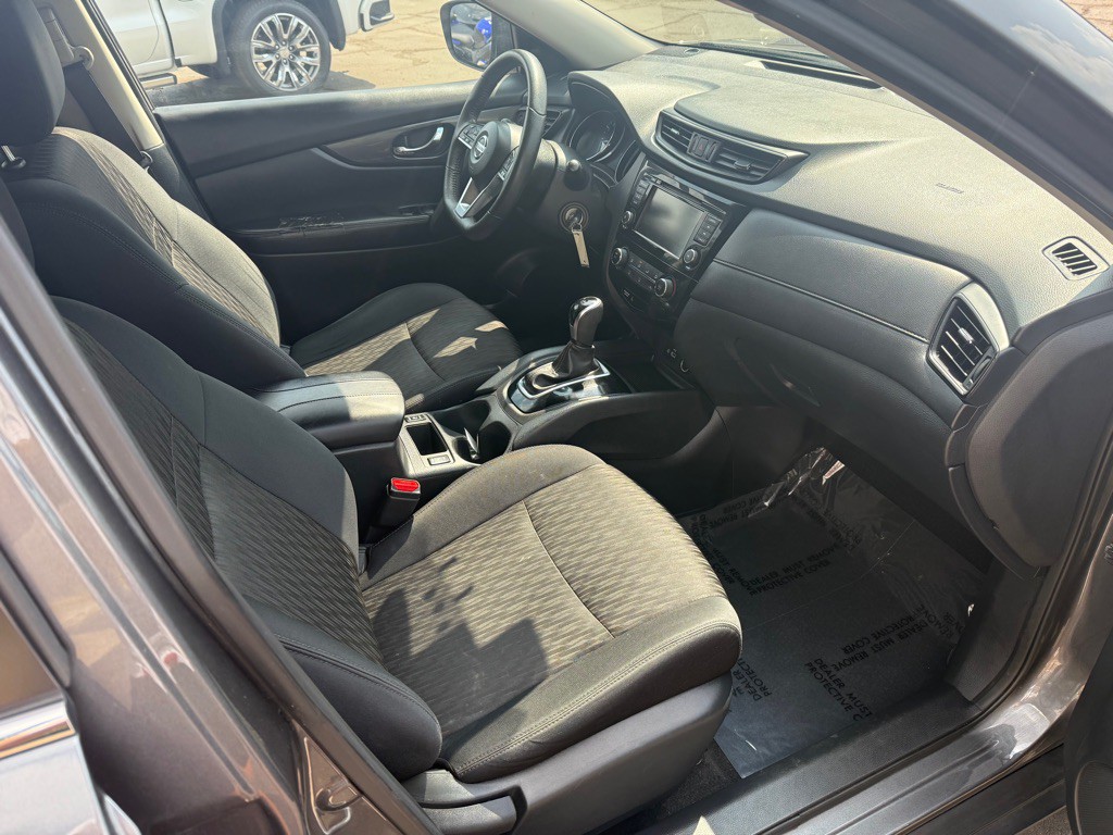 2019 Nissan Rogue Image 15